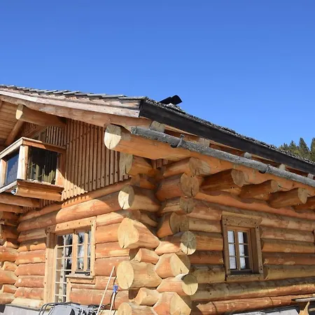 Schoenberghuette 別荘 *